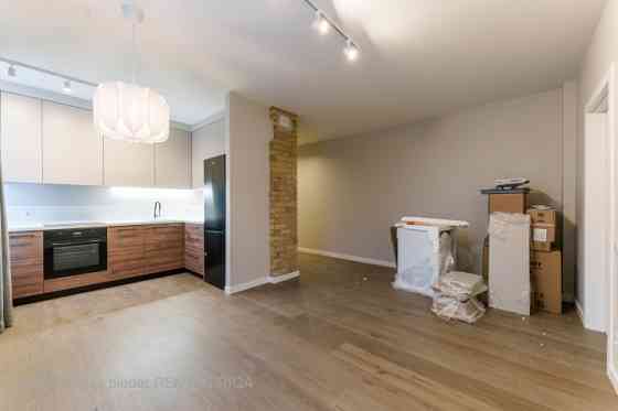 Прекрасная возможность арендовать  квартиру в реновированном проекте в Рига