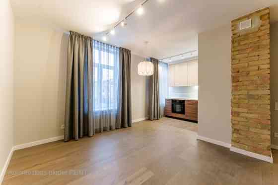 Прекрасная возможность арендовать  квартиру в реновированном проекте в Рига