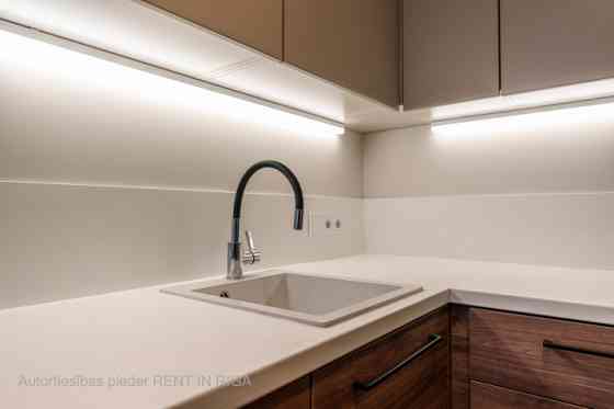 Прекрасная возможность арендовать  квартиру в реновированном проекте в Рига