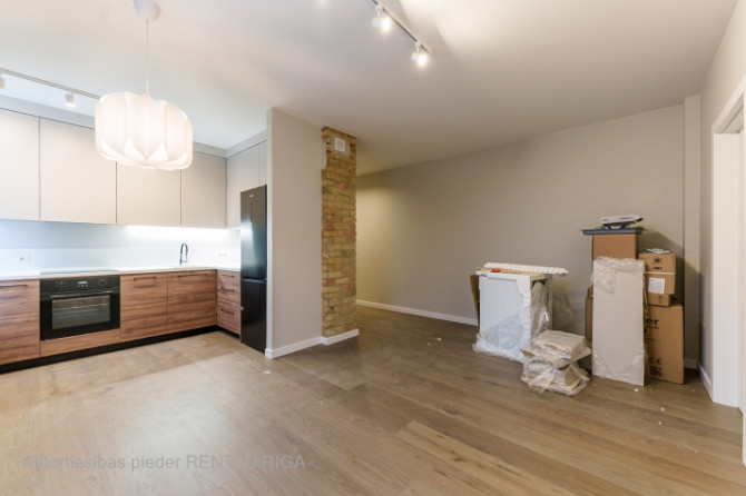 Прекрасная возможность арендовать  квартиру в реновированном проекте в Рига - изображение 4