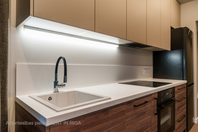 Lieliska iespēja dzīvot dzīvokli renovētajā projektā Agenskalnā.  Lieliskā lokācija un Rīga - foto 5