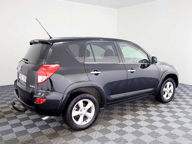 Toyota RAV4 Luxury 4x4 2.2 D-CAT 130kW Tallina - foto 3