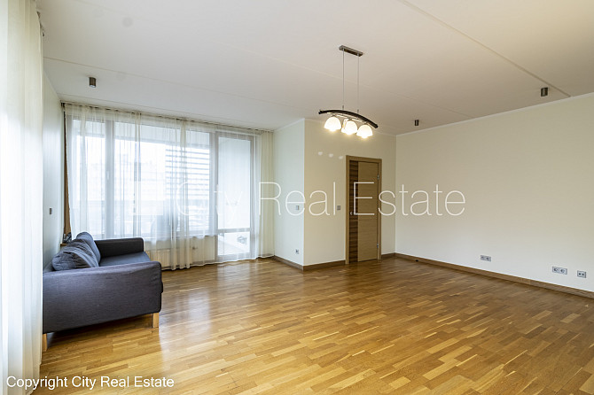 Projekts - Viesturdārza mājas, jaunceltne, slēgts pagalms, vieta automašīnai, pazemes Rīga - foto 3