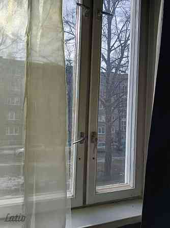 Pārdod remontējamu dzīvokli Iļģuciema centrā.

Vidējais stāvs, vidējā kāpņu telpa.
Mājā nomainīti ko Rīga