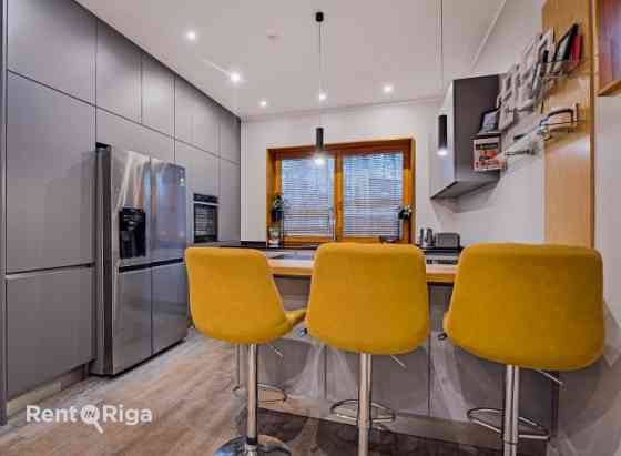 Долгосрочная аренда. Сдается просторный, современный и светлый семейный дом в Jūrmala