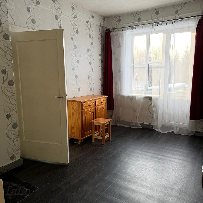 Piedāvājam iegādāties funkcionālu un gaišu divu istabu dzīvokli Skrundas ielā 33. Šis ir Kuldīga un novads - foto 3