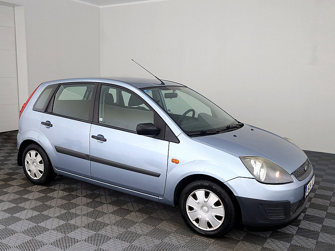 Ford Fiesta Facelift 1.3 51kW Tallina - foto 1