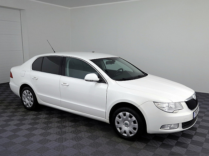 Skoda Superb Comfortline 1.8 118kW Tallina - foto 1