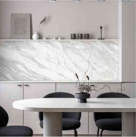 Эксклюзивная трехкомнатная квартира для долгосрочной аренды в центре Риги  ул. Rīga