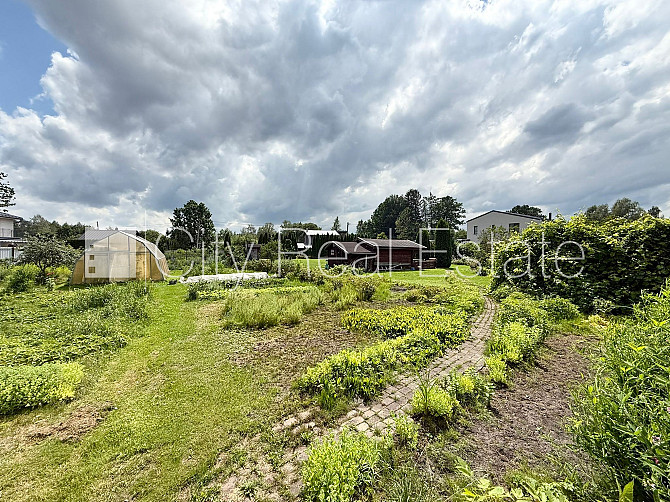 Fasādes māja, ir lifts, kāpņu telpa pēc kapitālā remonta, istabas izolētas 2 gab., studio Rīga - foto 6