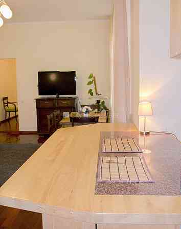 Дом во дворе, реновированный дом, закрытый двор, во дворе детская игровая Rīga