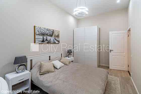 Эта квартира сдается в аренду посуточно (краткосрочная аренда), стоимость аренды Rīga