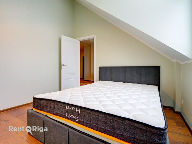 Предлагается уникальная мансардная квартира в новом проекте на улице Katoļu 11  с Рига - изображение 5