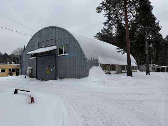 Аренда полукруглого ангара в Шмерли  на территории Рижской киностудии. Рига