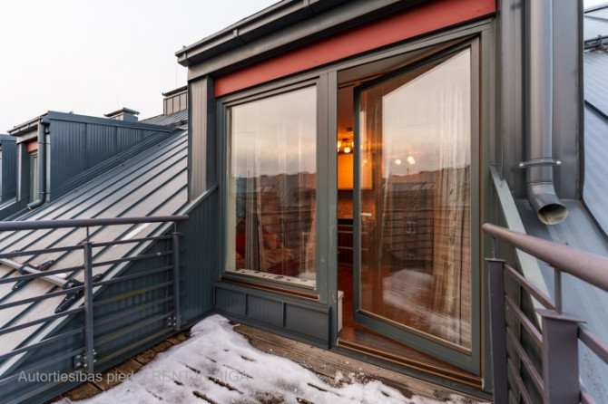 Tiek izīrēts gaišs, stilīgs un energoefektīvs 1-istabas dzīvoklis prestižajā Midtown Rīga - foto 1