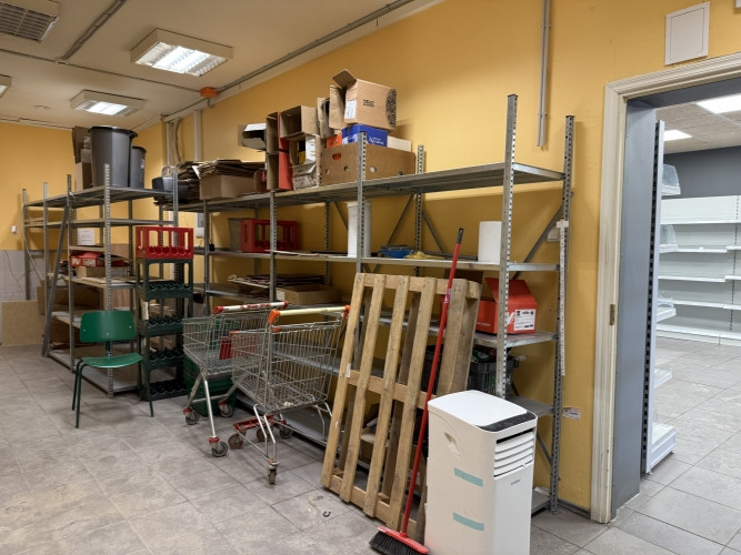 Торговые помещения с входом с фасада здания. Подходят для магазина, медицинского Рига - изображение 6