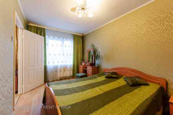 Продаётся уютная и светлая 3-комнатная квартира в центре Риги!  Тёплая, комфортная Rīga