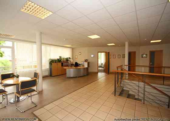 Сдаётся в аренду офисное помещение в фасадном здании офисно-складского Рига