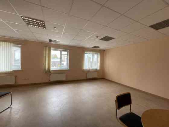 Сдаётся в аренду офисное помещение в фасадном здании офисно-складского Рига