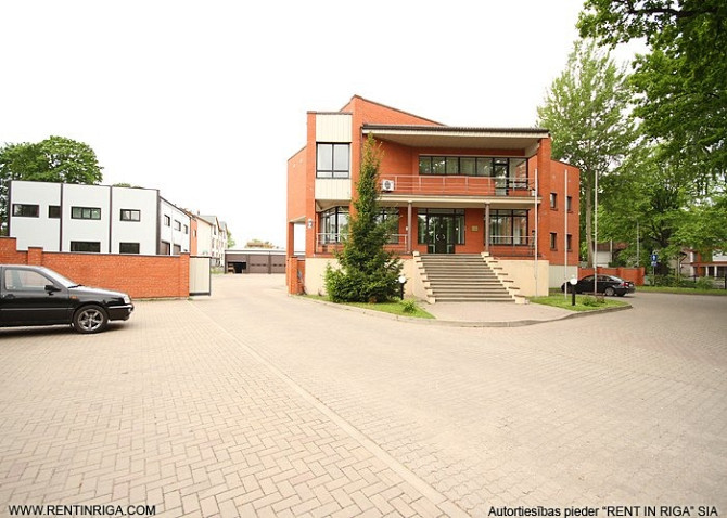 Сдаётся в аренду офисное помещение в фасадном здании офисно-складского Рига - изображение 1