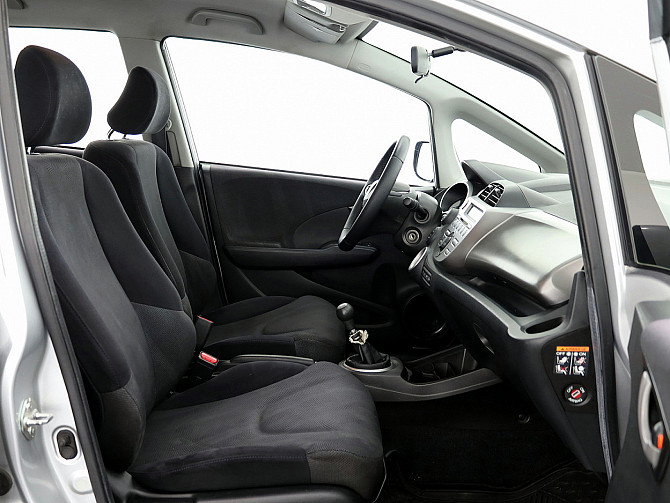 Honda Jazz Elegance 1.3 73kW Tallina - foto 6