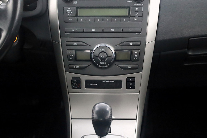 Toyota Corolla Linea Sol LPG ATM 1.6 91kW Tallina - foto 8