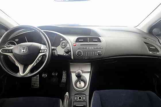 Honda Civic Elegance 1.8 103kW Tallina