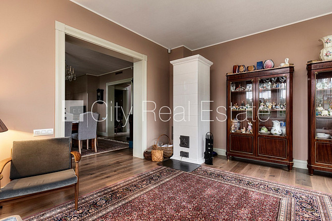 Частный дом, благоустроенная озеленённая территория, подъездная дорога покрыта Юрмала - изображение 9