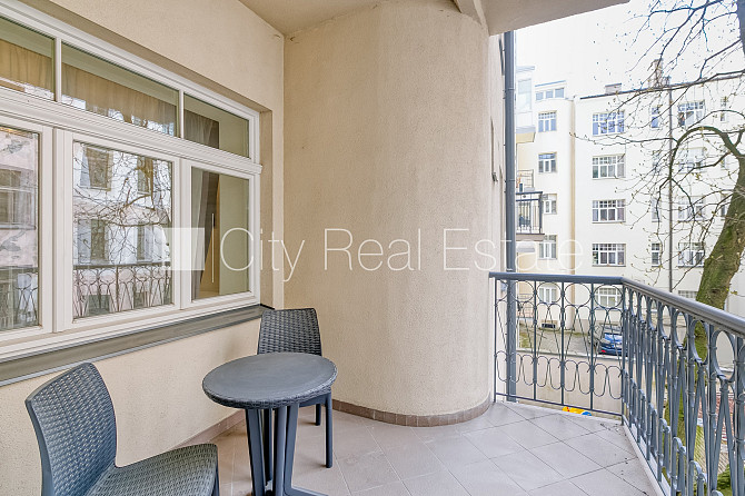 Фасадный дом, реновированный дом, закрытая территория, возможность аренды Рига - изображение 11