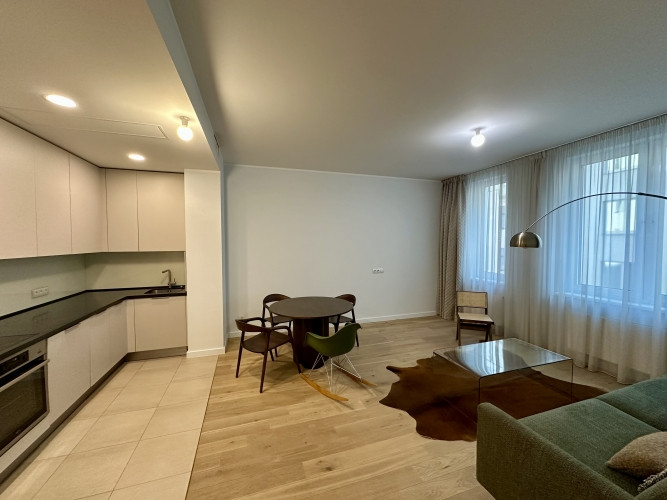 Сдается в аренду светлая, солнечная, уютная 2-комнатная квартира в тихом центре Рига - изображение 2