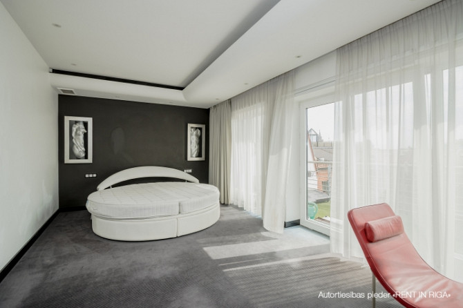 Сдается 4-комнатная квартира в Старой Риге, напротив отеля Hilton. Отдельная кухня, Рига - изображение 8