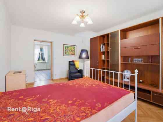 Nice apartment with a parking space.  The premises have just undergone cosmetic renovation. The apar Рига