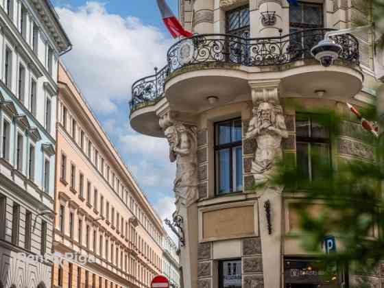 Продаётся один из архитектурно выдающихся объектов недвижимости в самом центре Rīga