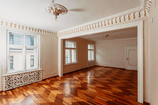 Pārdošanai tiek piedāvāts viens no arhitektoniski izcilākajiem namīpašumiem Rīgas centrā, Rīga - foto 6