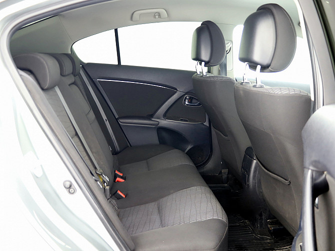 Toyota Avensis Linea Sol ATM 1.8 108kW Tallina - foto 7