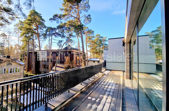 Renovēta māja, slēgts pagalms, teritorijas iebrauktuves vārti aprīkoti ar automatizētu Rīga - foto 19