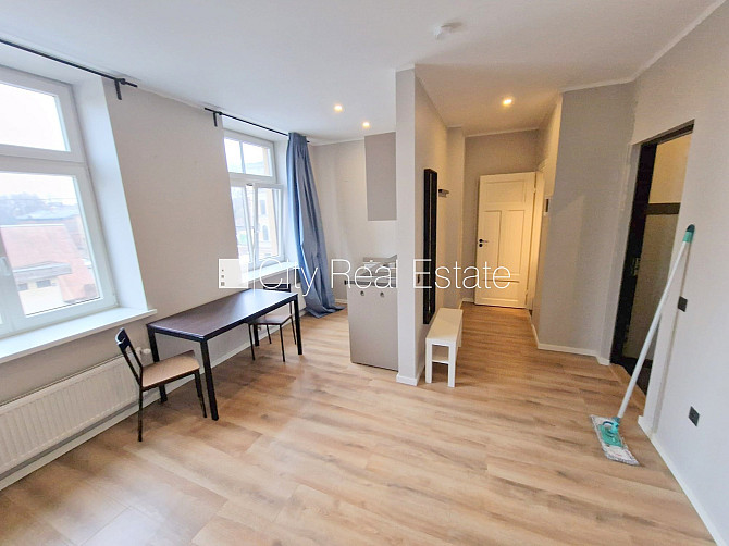 Teritorijas iebrauktuves vārti aprīkoti ar automatizētu atvēršanās un aizvēršanās Rīga - foto 16