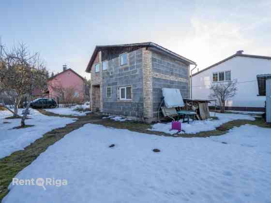 В поселке Стипниеку-даржи выставлен на продажу перспективный объект Olaine