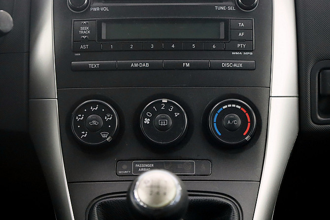 Toyota Auris Linea Sol Facelift 1.6 97kW Tallina - foto 8