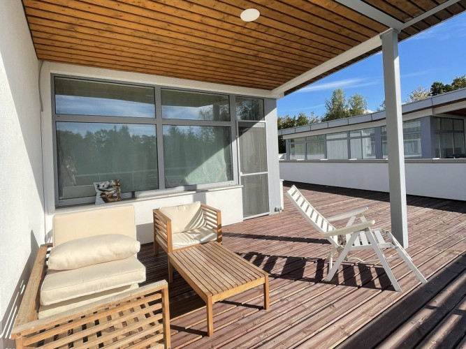 Tiek izīrēts mēbelēts 4-istabu dzīvoklis jaunā projektā Mellužos, tikai pāris soļu Jūrmala - foto 2