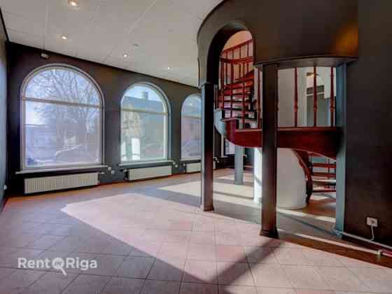 Коммерческие помещения с широкими возможностями использования в Рига