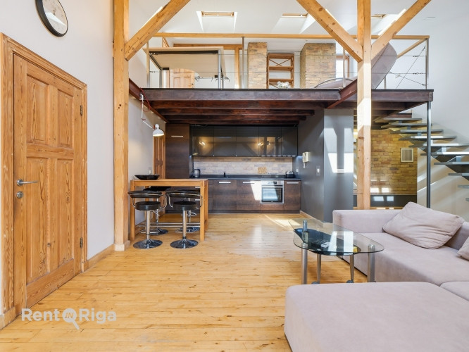 Ekskluzīvs divstāvu mansarda dzīvoklis ar privātu jumta terasi  Rīgas centrā!  Renovētā, Rīga - foto 3