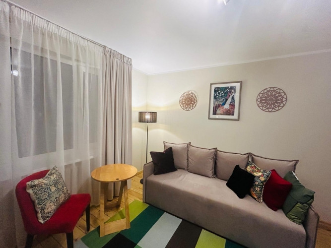 Izīrē 2-istabu dzīvokli tikko pēc kapitālā remonta!  Mēbelēts un aprīkots ar visu Rīga - foto 4