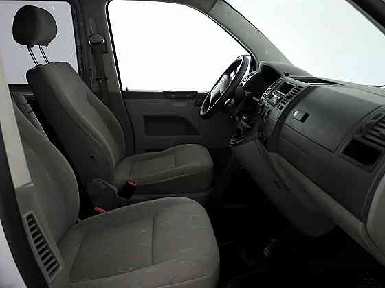 Volkswagen Transporter Passenger 2.5 TDI 96kW Tallina