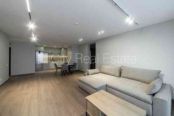 Эта квартира сдается в аренду посуточно (краткосрочная аренда), стоимость аренды Рига