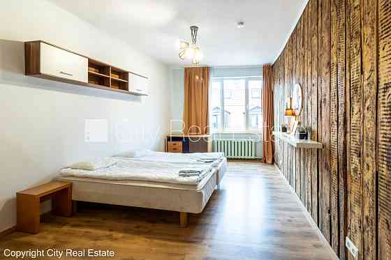 Эта квартира сдается в аренду посуточно (краткосрочная аренда), стоимость аренды Rīga