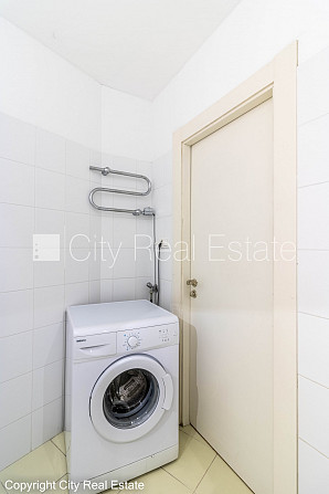 Projekts - Duntes Ozoli, vieta automašīnai, ir lifts, balkons, logi vērsti uz parka pusi, studio Rīga - foto 11