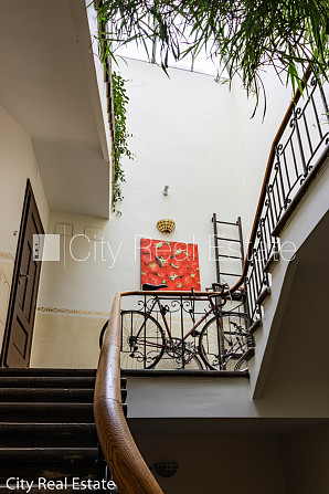 Pagalma ēka, renovēta māja, labiekārtota apzaļumota teritorija, iespēja nomāt Rīga - foto 16