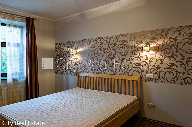 Pagalma ēka, renovēta māja, labiekārtota apzaļumota teritorija, iespēja nomāt Rīga - foto 7