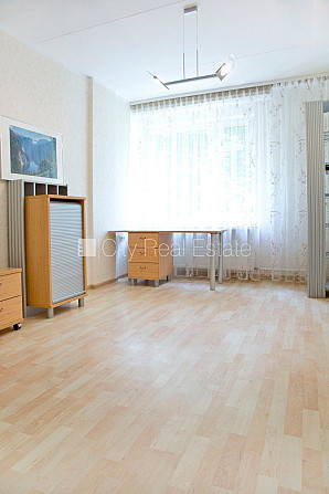 Fasādes māja, renovēta māja, labiekārtota apzaļumota teritorija, ieeja no ielas un pagalma, Rīga - foto 10